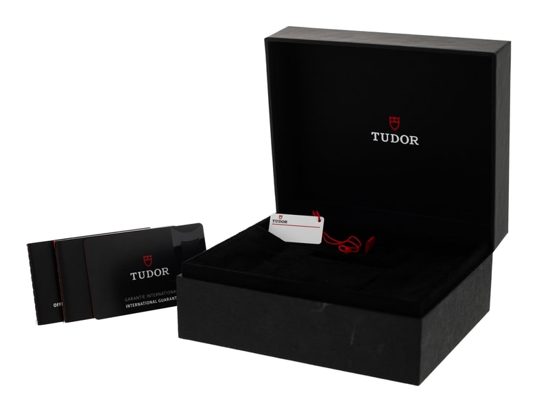 Tudor Black Bay 39 M79660-0002